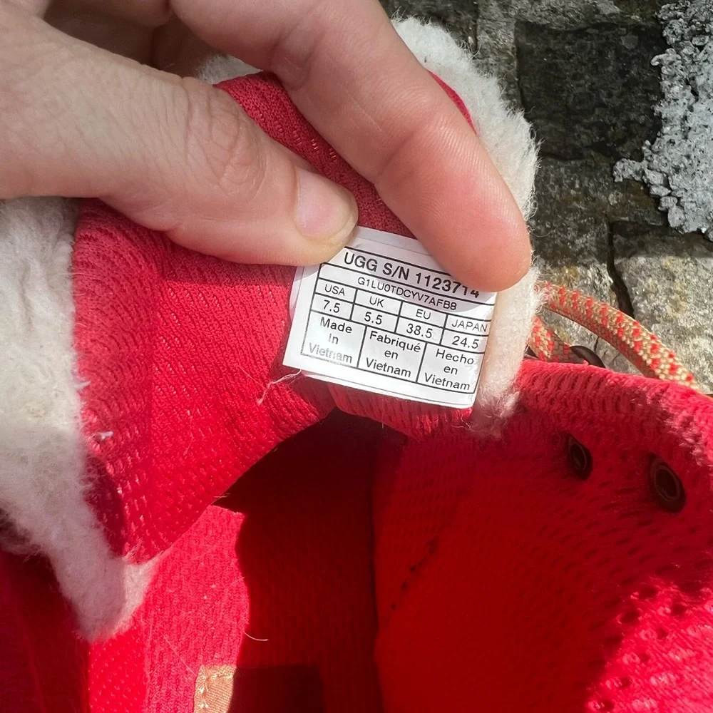 UGG Highland Hi Heritage Suede Boots - Picture 9 of 10